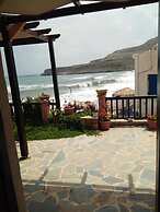 Coral Rooms