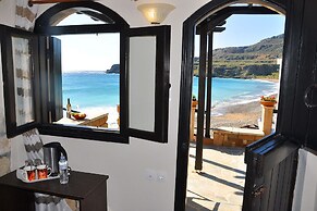 Coral Rooms