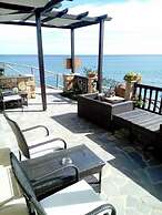 Coral Rooms