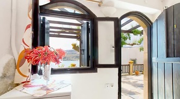 Coral Rooms