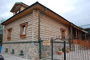 Svetliy Terem