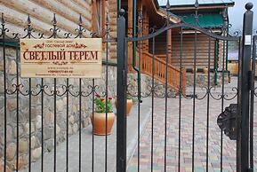 Svetliy Terem