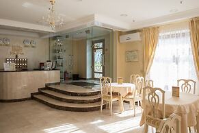 Rus Hotel