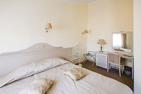 Rus Hotel