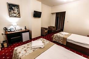 Amur Hotel
