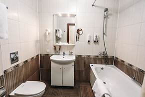 Amur Hotel