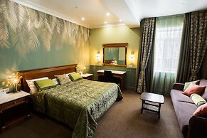 Amur Hotel