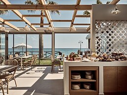 Windmill Bay Hotel