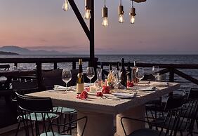 Windmill Bay Hotel