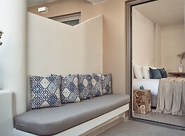 Windmill Bay Hotel