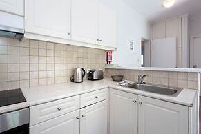 Balaris Apartments