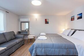 Balaris Apartments