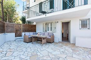 Balaris Apartments