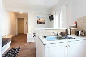 Balaris Apartments