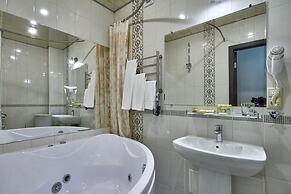 Hotel Pioner Lux
