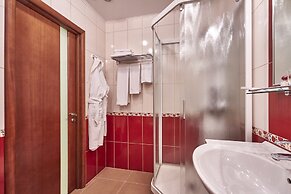 Hotel Pioner Lux