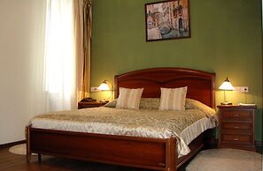 Hotel Pioner Lux