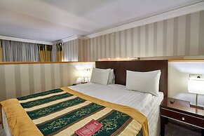 Hotel Pioner Lux