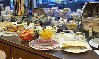 Hotel Pioner Lux