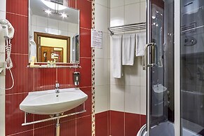 Hotel Pioner Lux