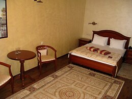 Hotel Pioner Lux