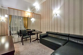 Hotel Pioner Lux