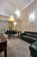 Hotel Pioner Lux