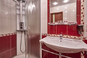 Hotel Pioner Lux