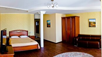 Hotel Pioner Lux