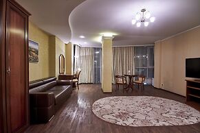 Hotel Pioner Lux