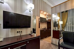 Hotel Pioner Lux
