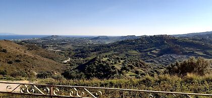 Forestata Village