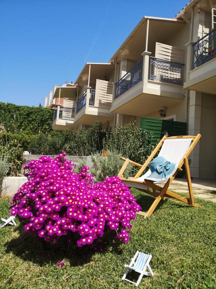 Agnanti Studios