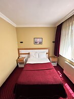 Mina 1 Hotel