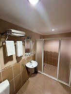 Mina 1 Hotel