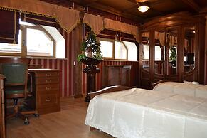 Dynasty Apartments