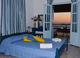 Dina Hotel