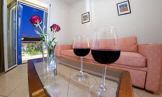 Morfeas Hotel