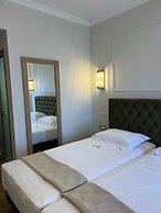 Aktaion City Hotel