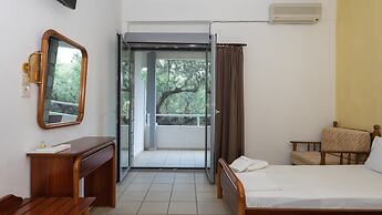Kardamili Beach Hotel