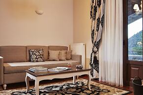 Nefeles Mainalon Luxury Residences & Lounge