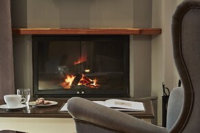 Nefeles Mainalon Luxury Residences & Lounge