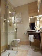 Hotel Delta In