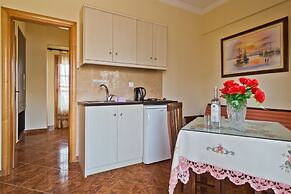 Montemar Studios & Apartments