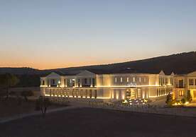 Mola Cunda Hotel