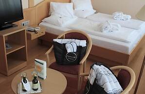 Reduce Hotel Vital