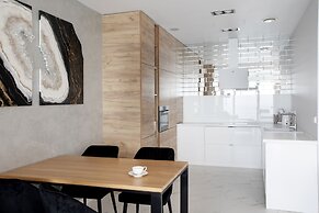 In The Sky - Sky Tower Apartments