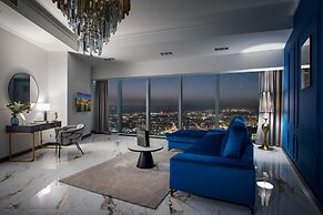 In The Sky - Sky Tower Apartments