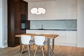 In The Sky - Sky Tower Apartments