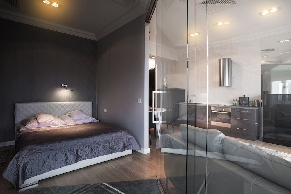 In The Sky - Sky Tower Apartments